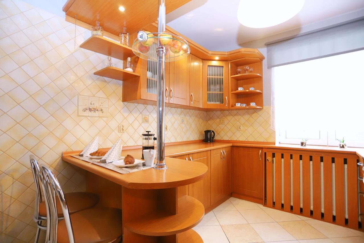Apartament Rowerlovy Apartment Walbrzych Ngoại thất bức ảnh
