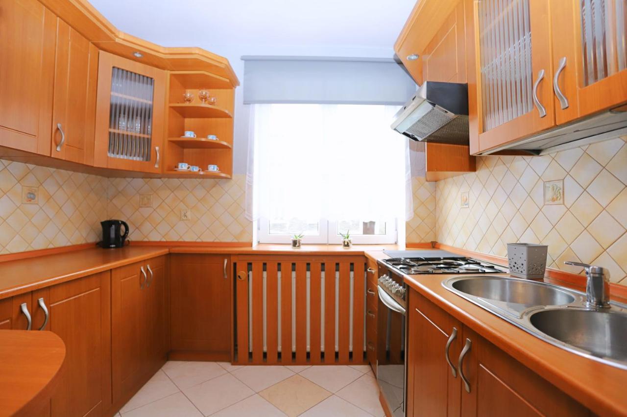 Apartament Rowerlovy Apartment Walbrzych Ngoại thất bức ảnh