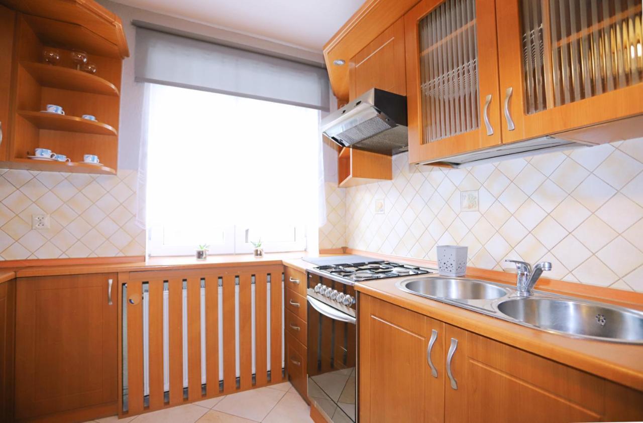 Apartament Rowerlovy Apartment Walbrzych Ngoại thất bức ảnh