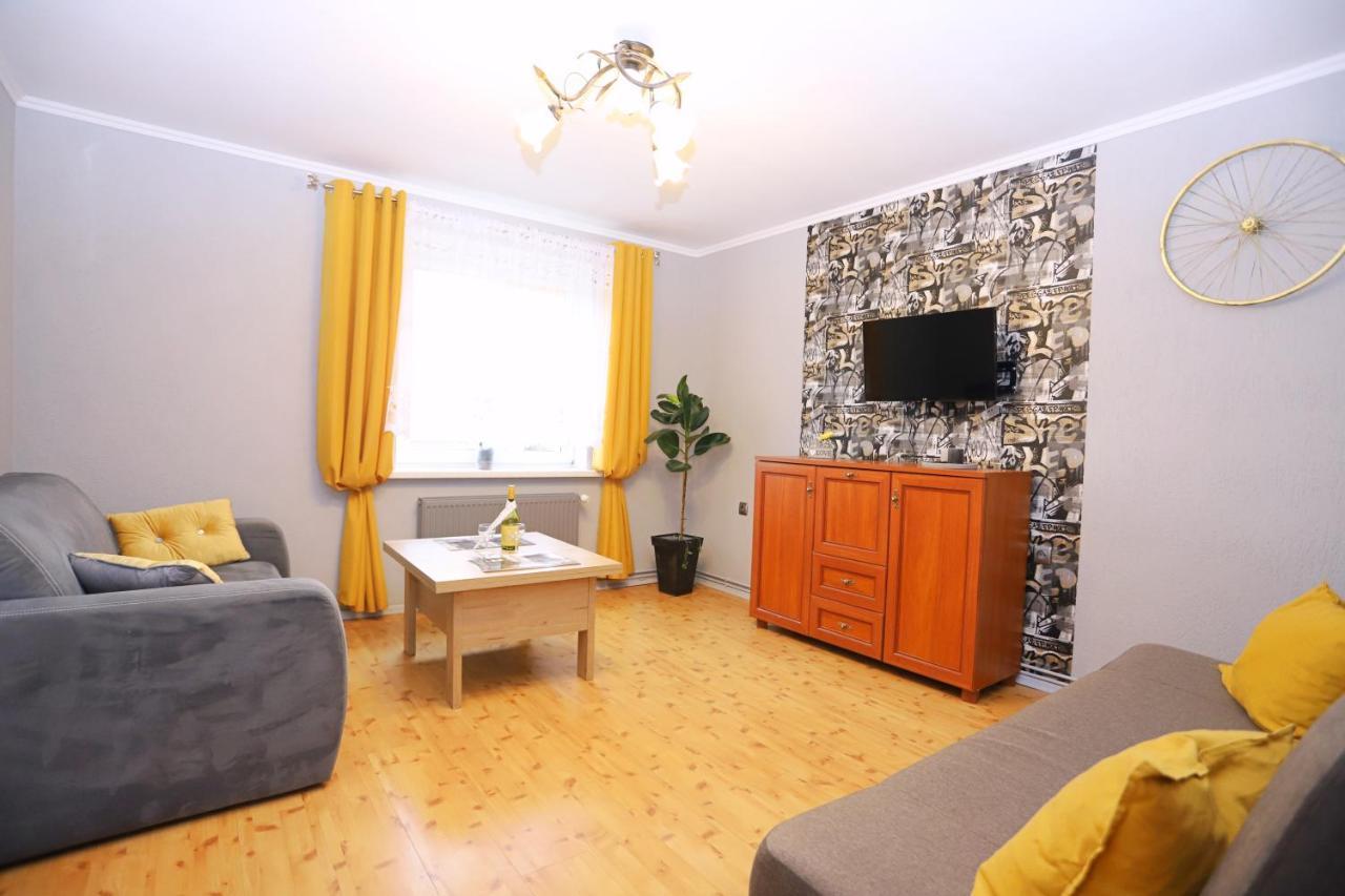 Apartament Rowerlovy Apartment Walbrzych Ngoại thất bức ảnh